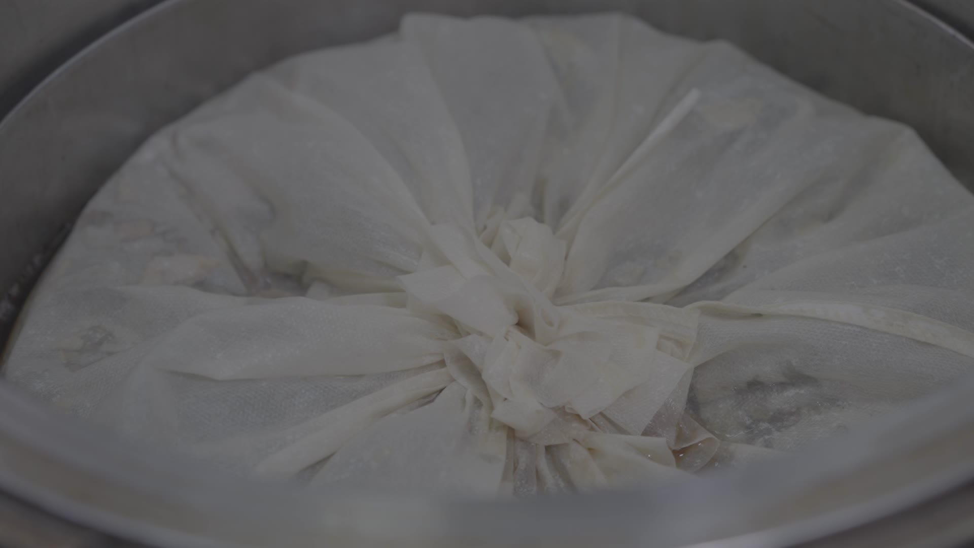 中药熬制过程视频的预览图