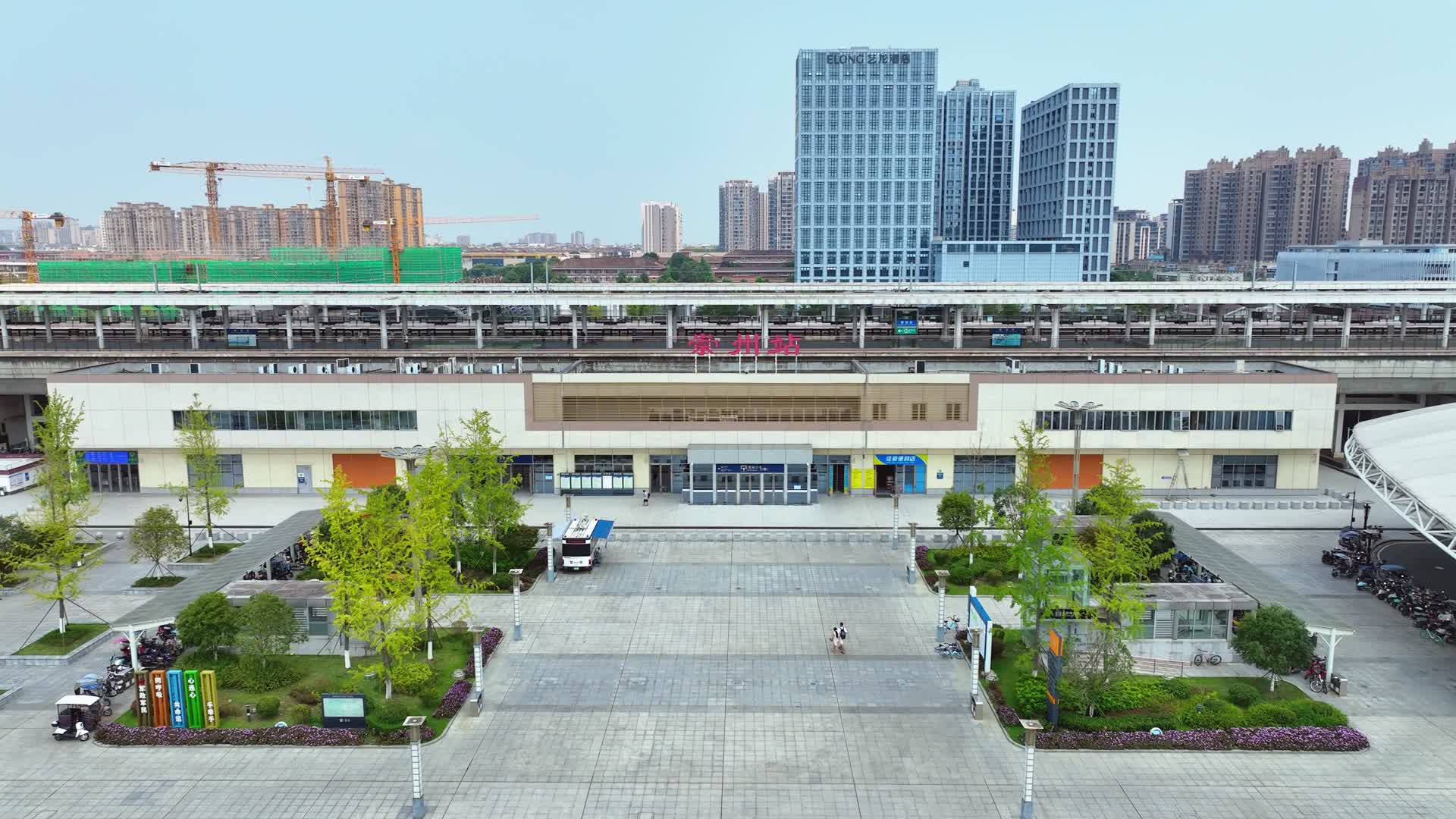 崇州市高铁站崇州站崇州站航拍视频的预览图