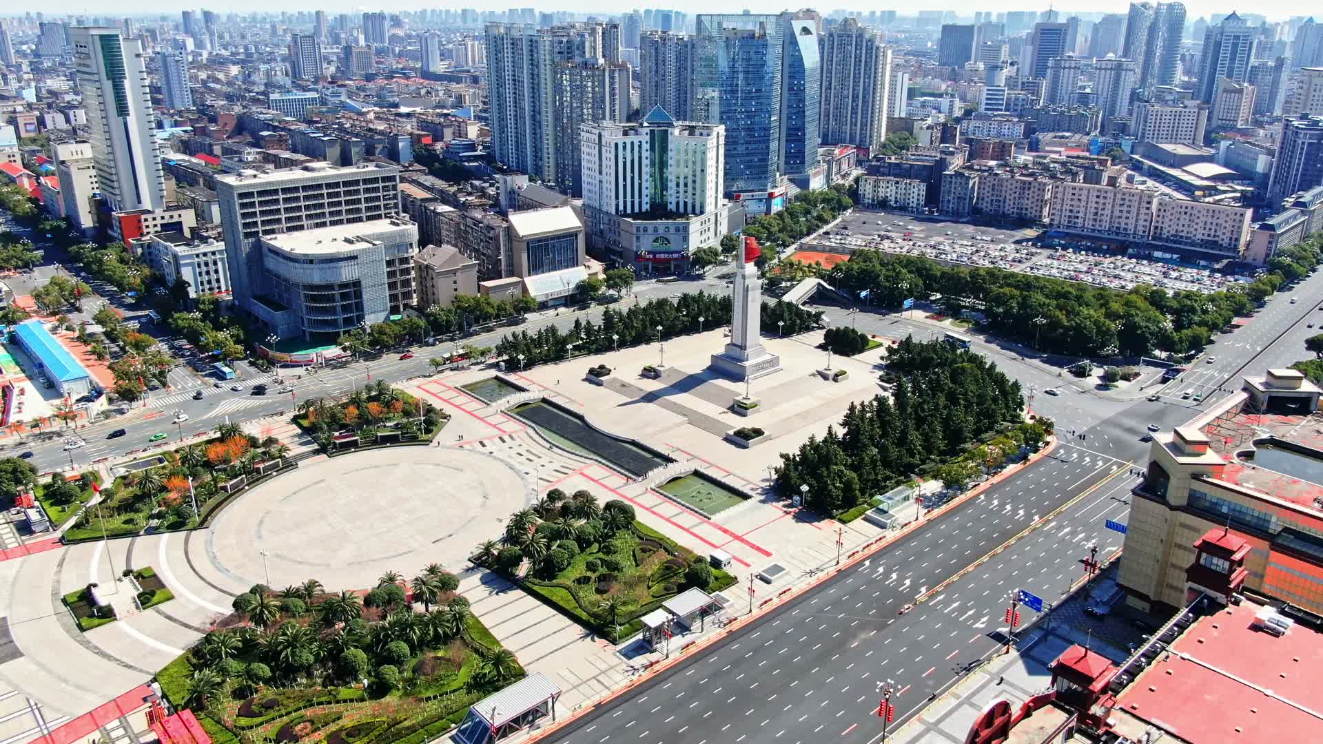 八一广场八一广场车流视频的预览图