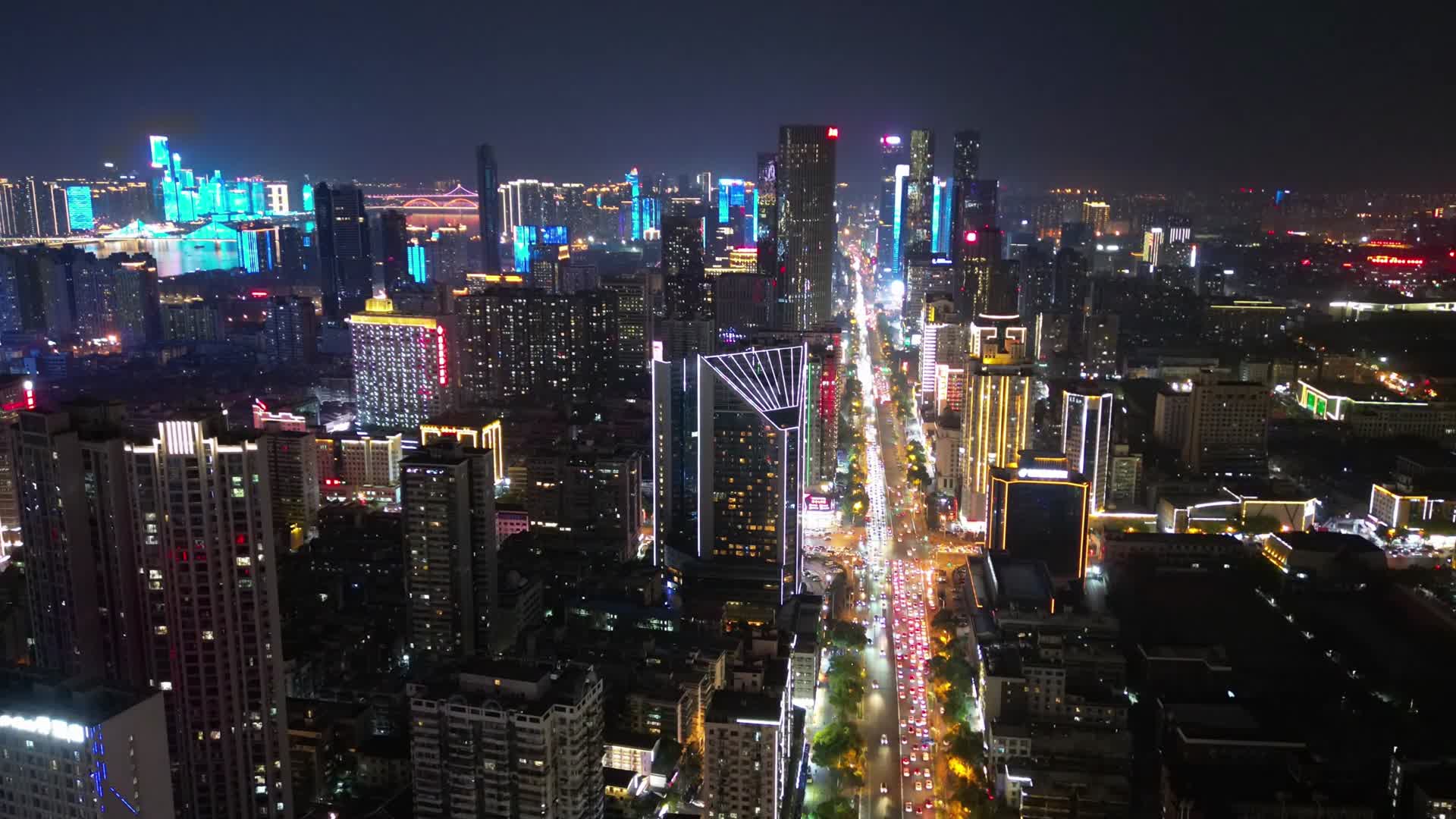 长沙市中心繁华夜景延时航拍合集4K视频的预览图