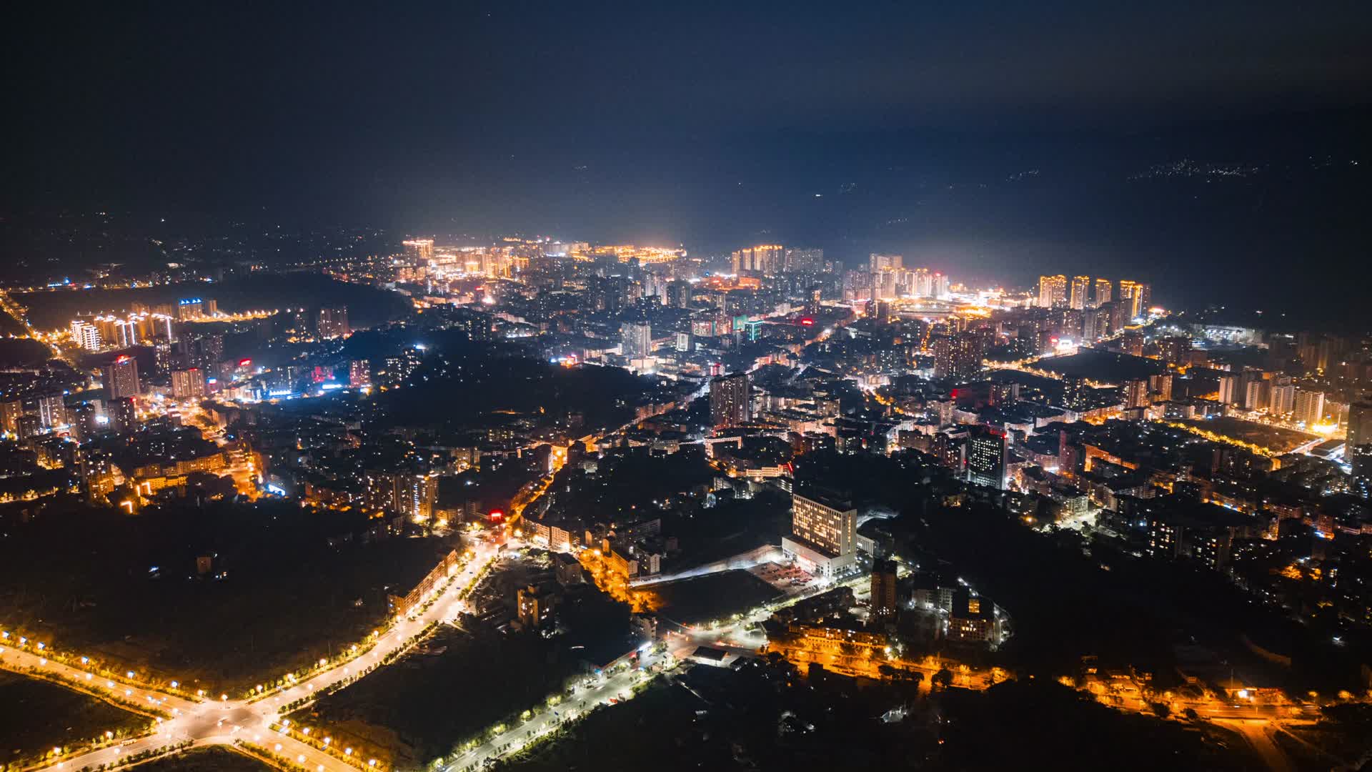 垫江城市夜景三河湖湿地公园夜景视频的预览图