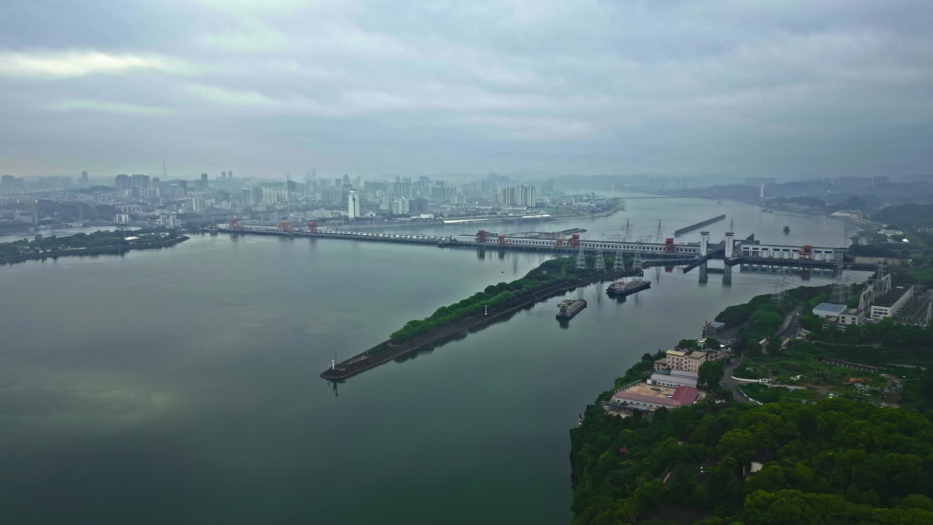 宜昌葛洲坝日出视频的预览图