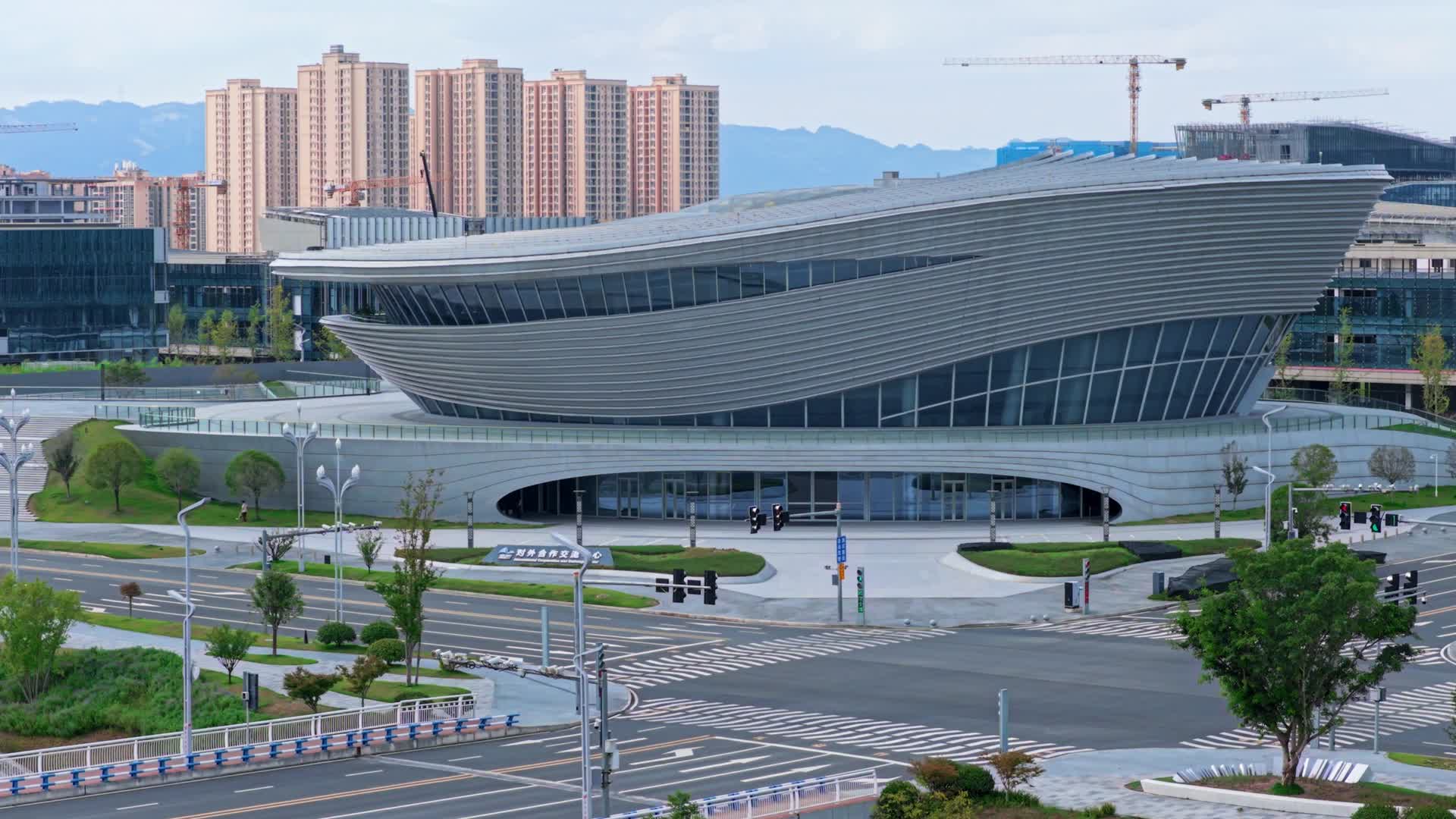 重庆高新区西部科学城对外合作交流中心视频的预览图