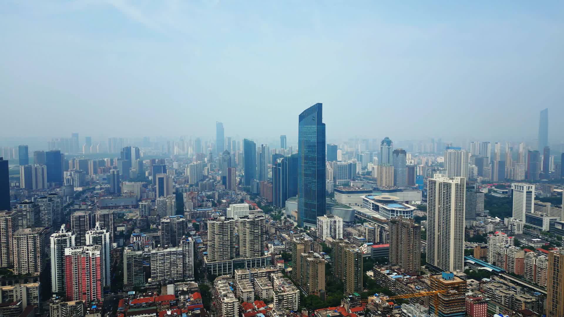 武汉恒隆广场平安大厦视频的预览图