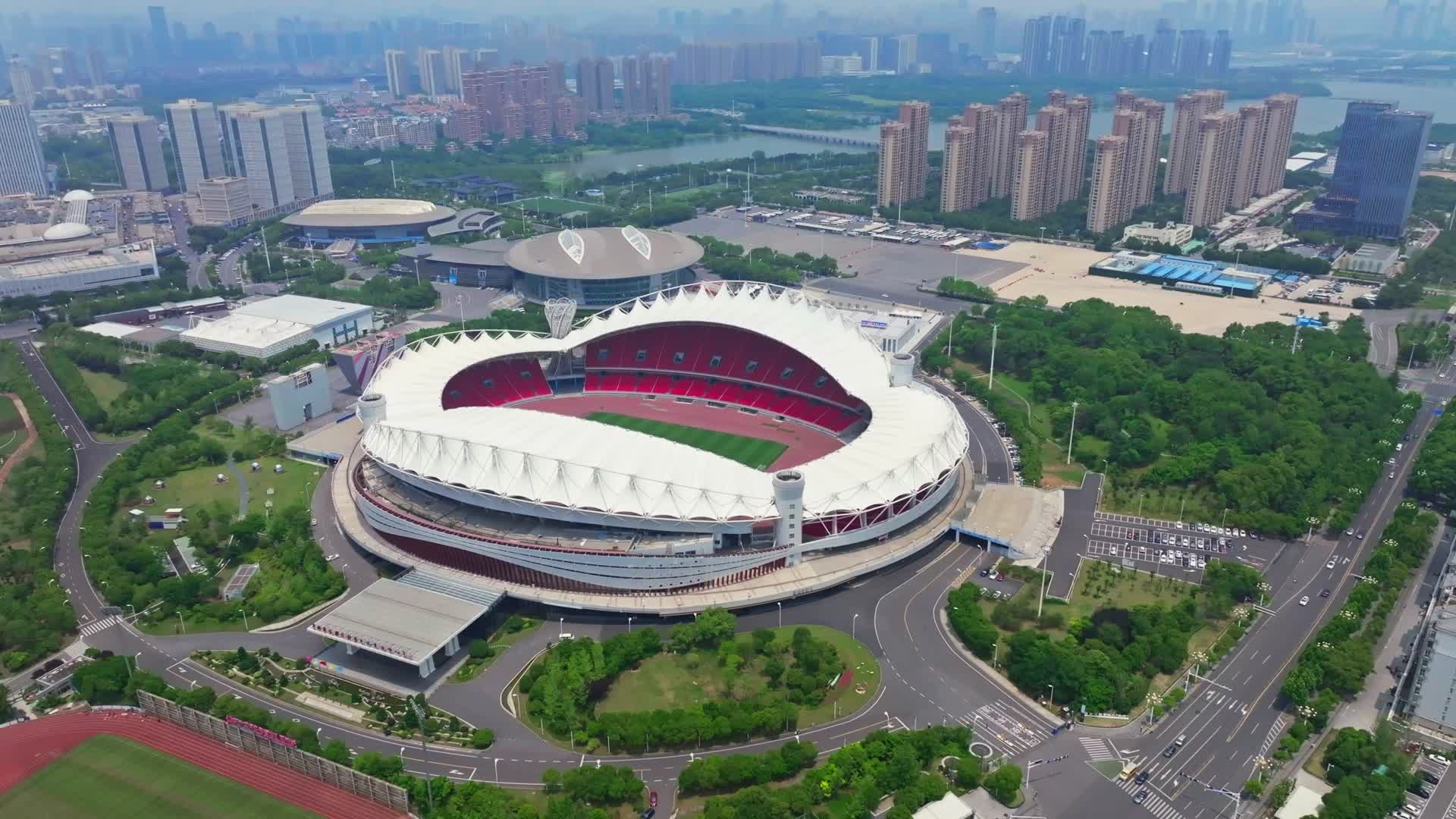 武汉中国车谷国际体育文化交流中心视频的预览图