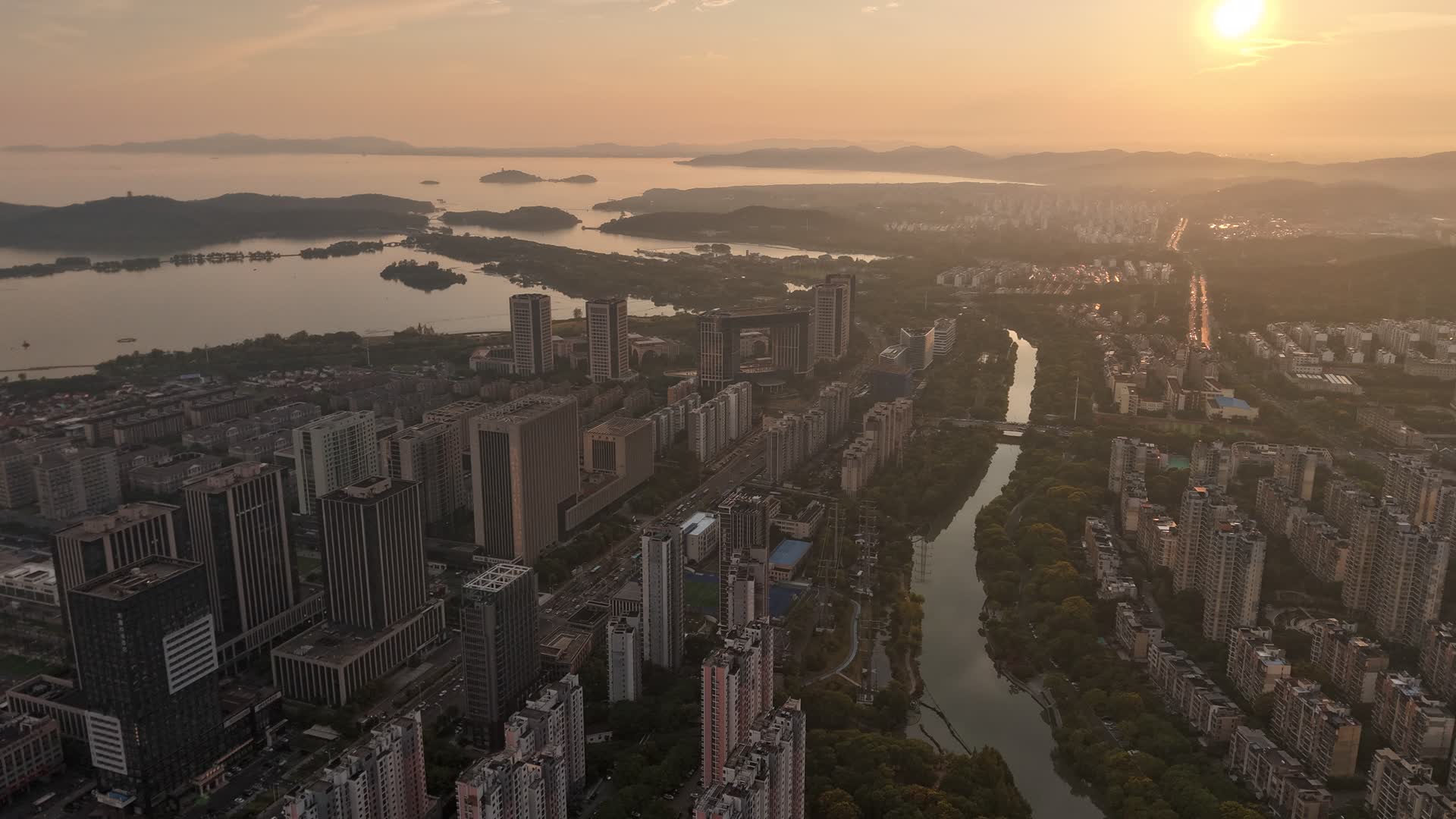 无锡太湖城市航拍自然风光城市风光视频的预览图