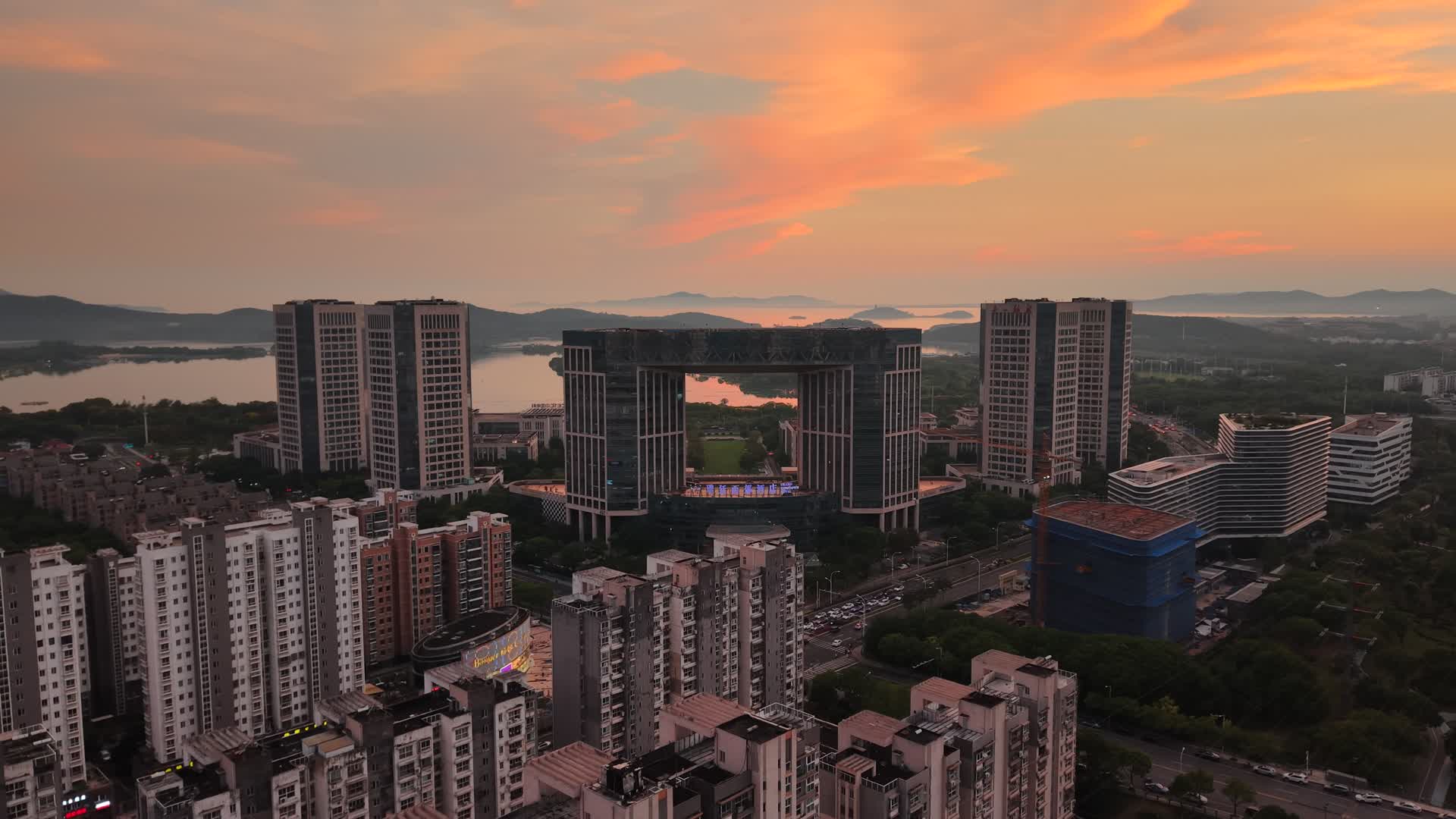 无锡太湖城市航拍自然风光城市风光视频的预览图