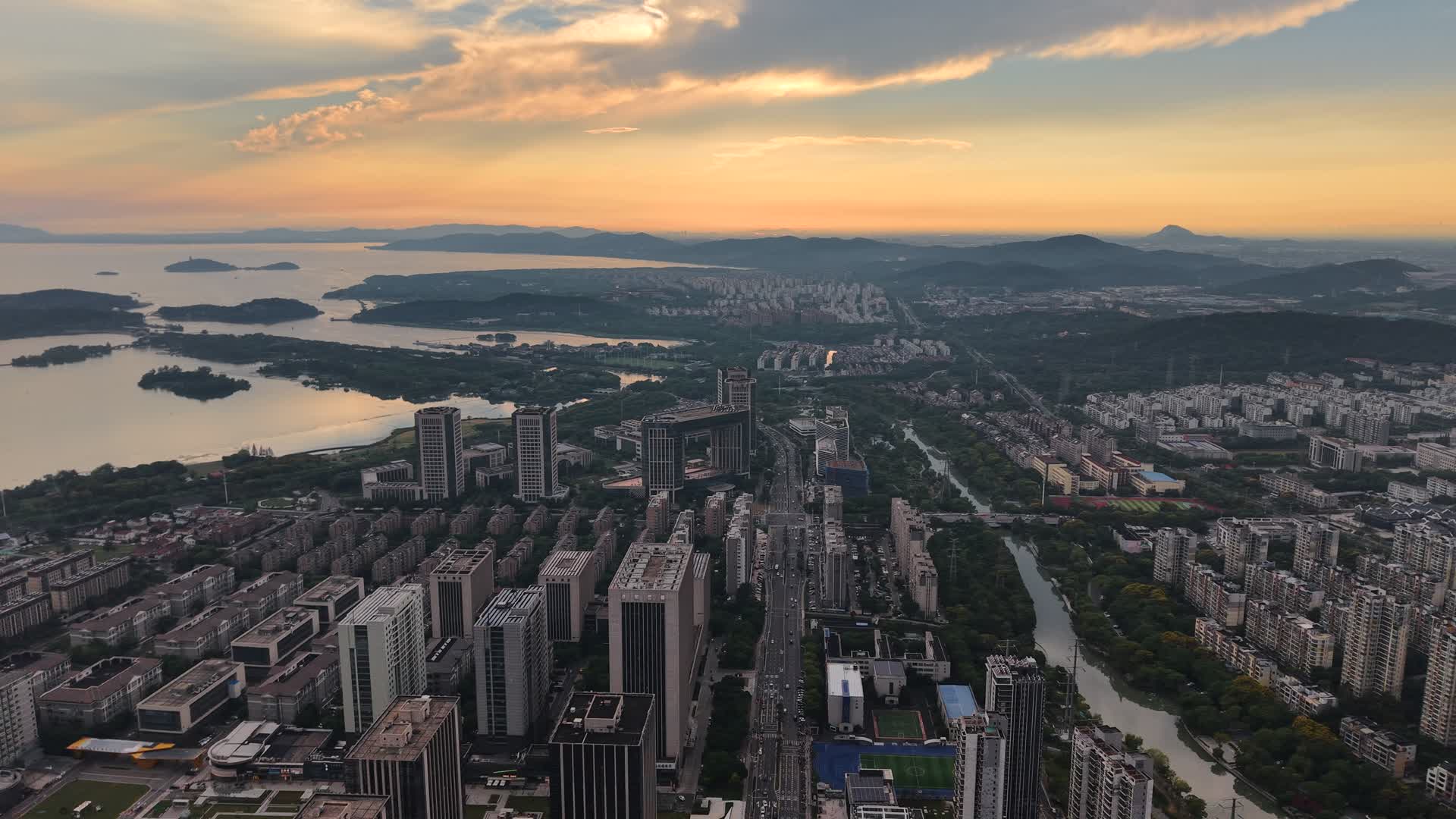无锡太湖城市航拍自然风光城市风光视频的预览图