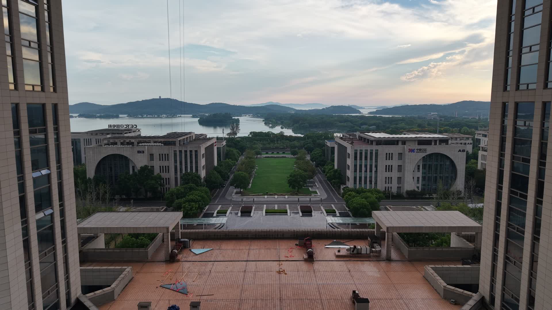 无锡太湖城市航拍自然风光城市风光视频的预览图