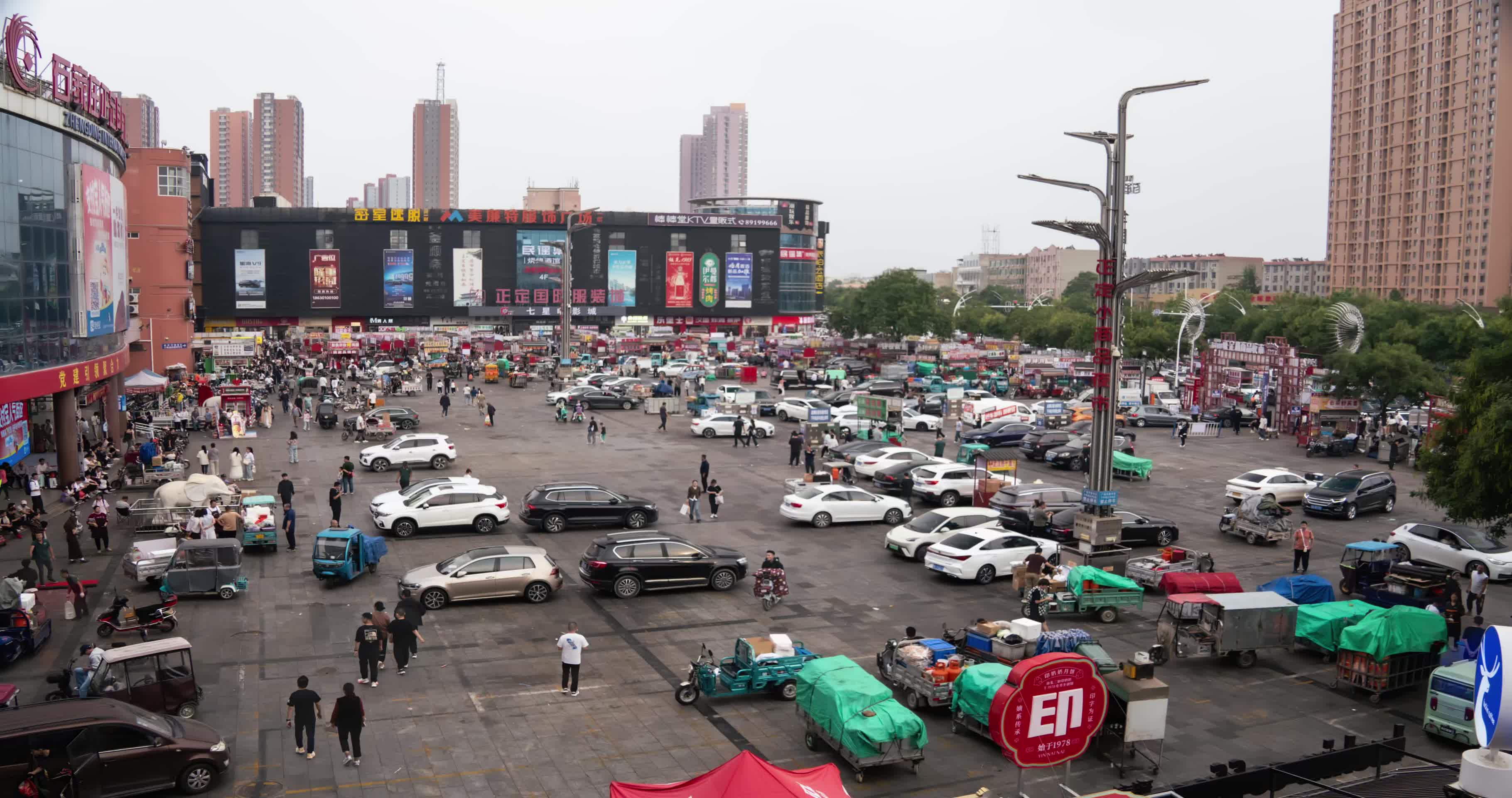 延时正定小商品夜市视频的预览图