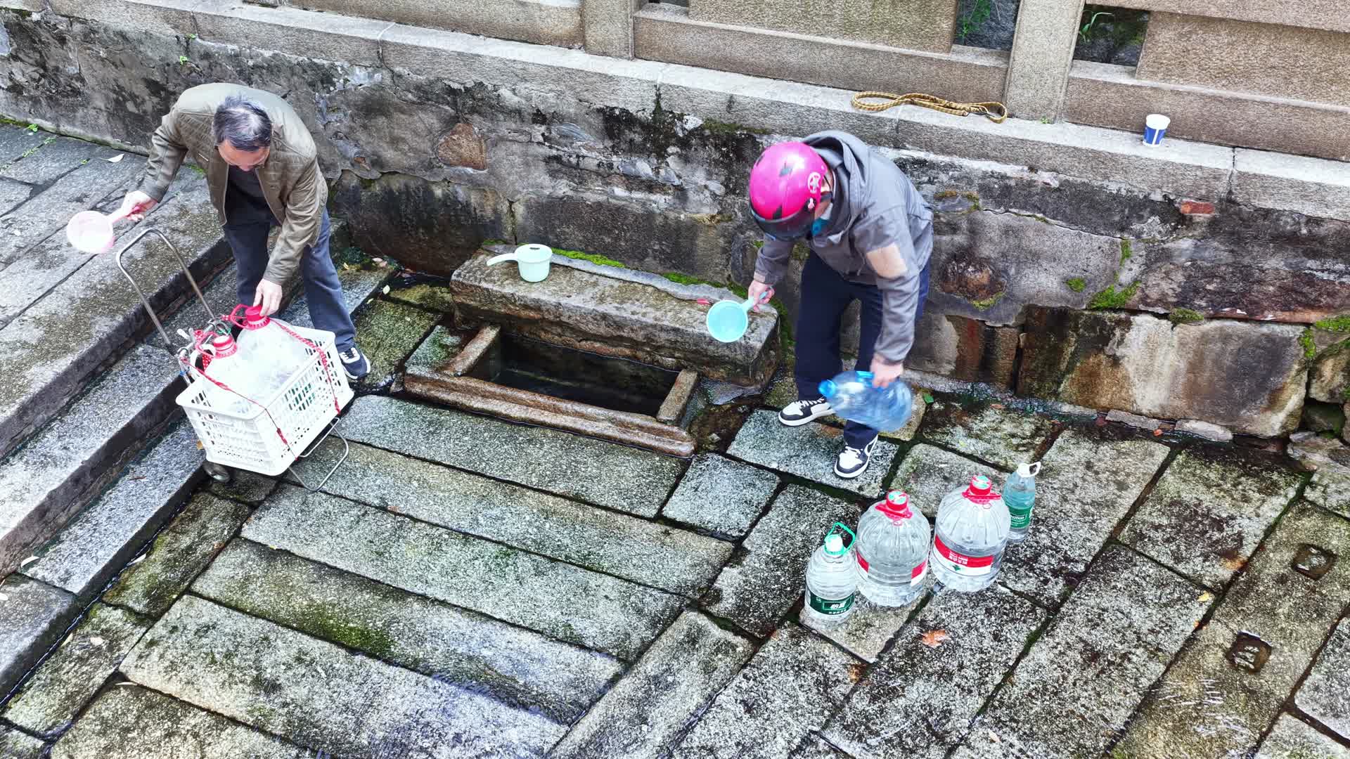 白沙古井航拍视频的预览图