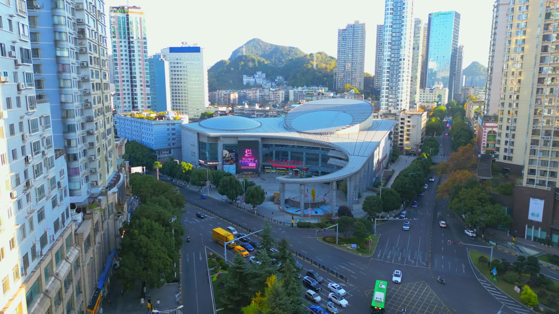 4K贵阳市贵阳大剧院视频的预览图